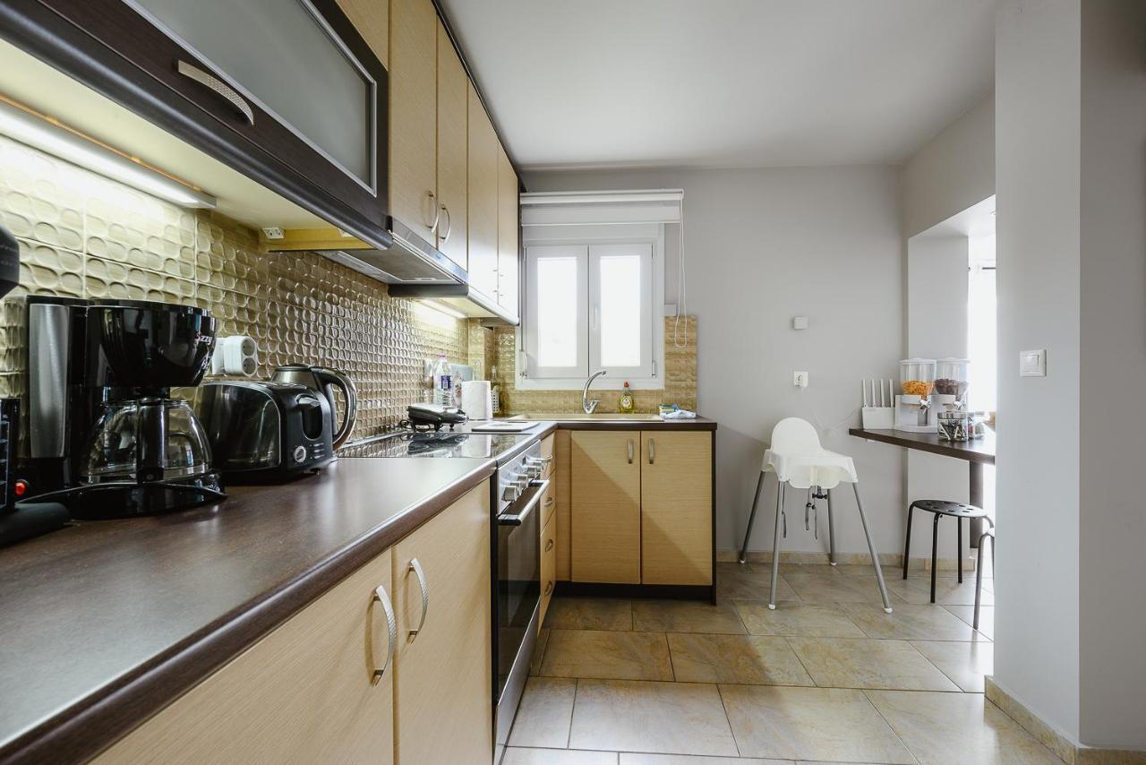 Le Petit Jardin Apartment Volos Bagian luar foto